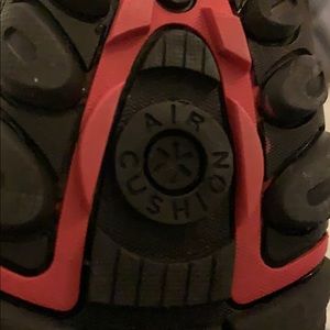 Meet your Posher, Lee